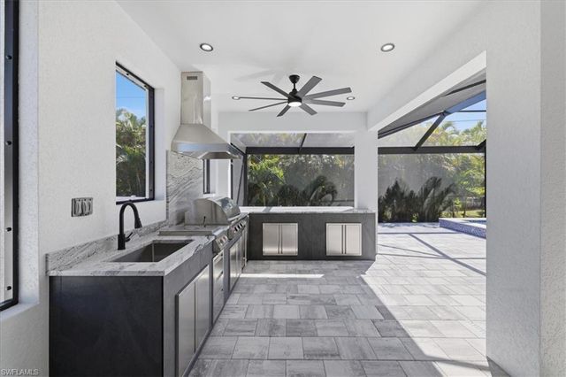 2220 SW 50th LN, Cape Coral, FL 33914