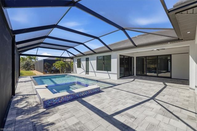 2220 SW 50th LN, Cape Coral, FL 33914