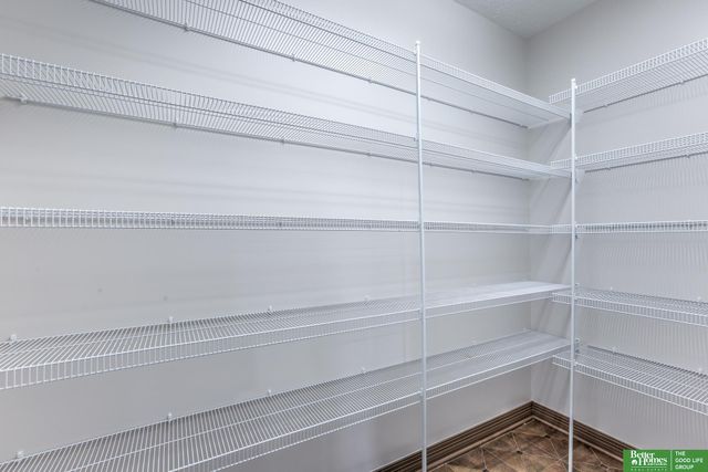 19314 D Street, Omaha, NE 68130