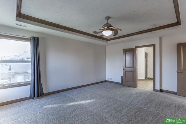 19314 D Street, Omaha, NE 68130