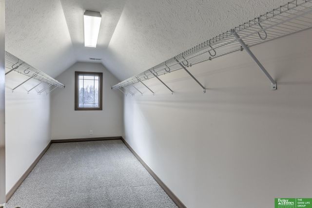 19314 D Street, Omaha, NE 68130