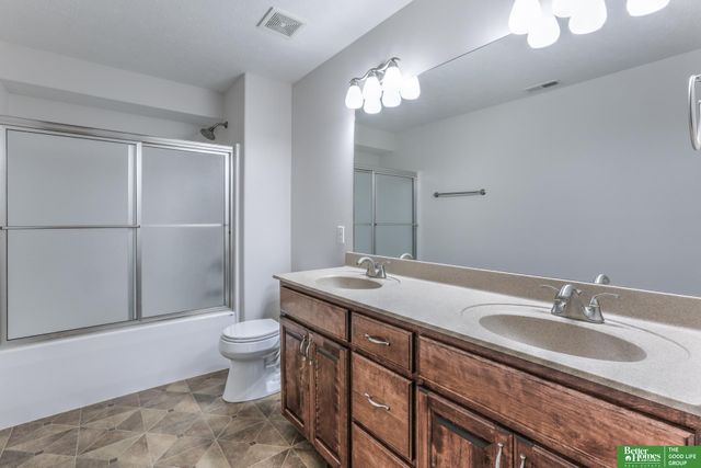 19314 D Street, Omaha, NE 68130