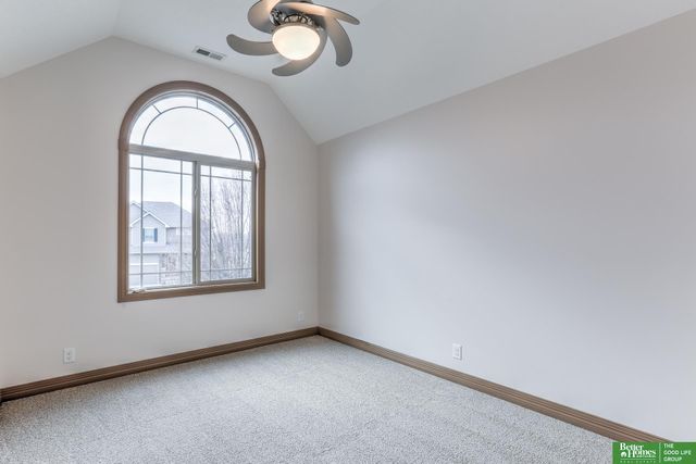 19314 D Street, Omaha, NE 68130