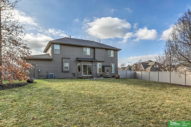 19314 D Street, Omaha, NE 68130