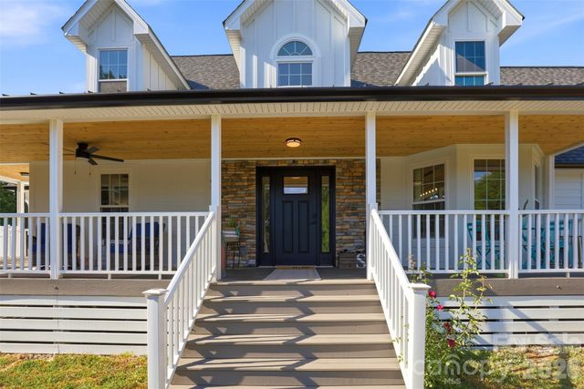 7332 Bailywick Drive, Waxhaw, NC 28173