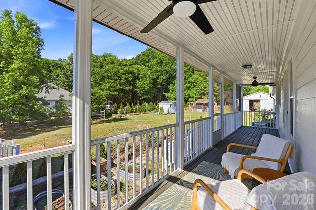 7332 Bailywick Drive, Waxhaw, NC 28173