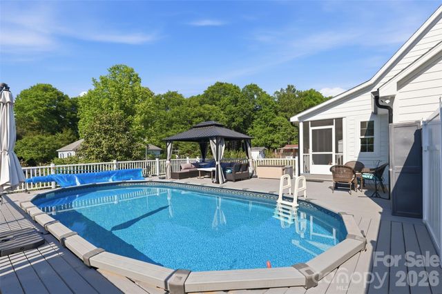 7332 Bailywick Drive, Waxhaw, NC 28173