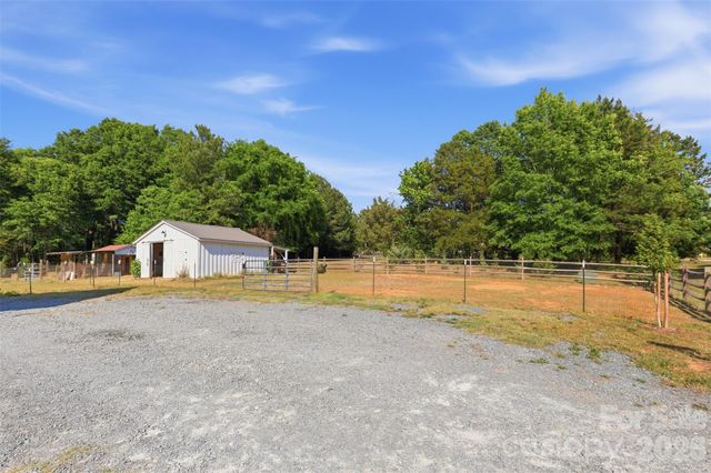 7332 Bailywick Drive, Waxhaw, NC 28173