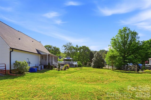 7332 Bailywick Drive, Waxhaw, NC 28173