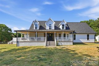 7332 Bailywick Drive, Waxhaw, NC 28173