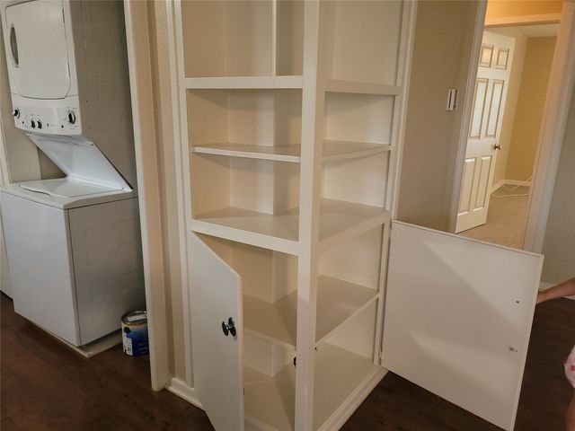 1004 W Wall Street W, Grapevine, TX 76051
