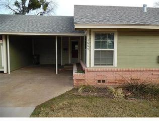 1004 W Wall Street W, Grapevine, TX 76051