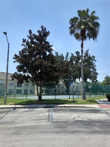 2774 CLUB CORTILE CIR B, Kissimmee, FL 34746