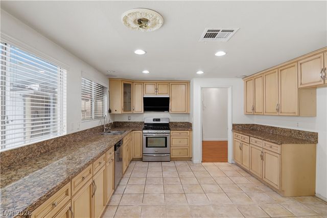 4727 Beaconsfield Street, Las Vegas, NV 89147