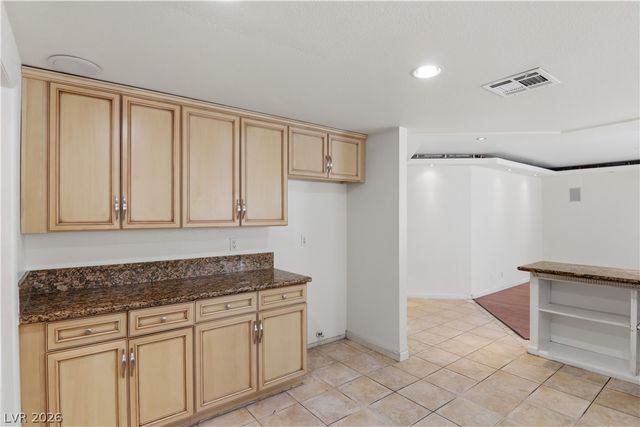 4727 Beaconsfield Street, Las Vegas, NV 89147