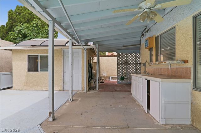 4727 Beaconsfield Street, Las Vegas, NV 89147