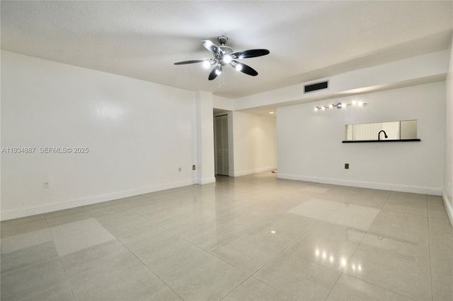 8520 SW 133rd Ave Rd 305, Miami, FL 33183