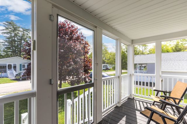 27 Watercress Drive, Rochester, NH 03868