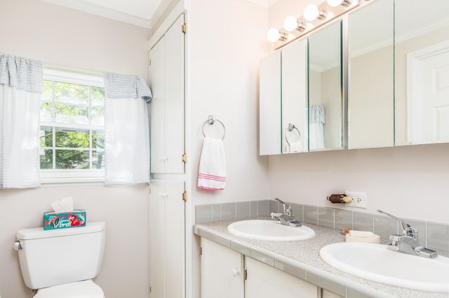 27 Watercress Drive, Rochester, NH 03868