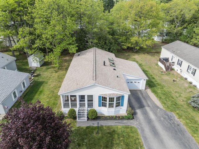 27 Watercress Drive, Rochester, NH 03868