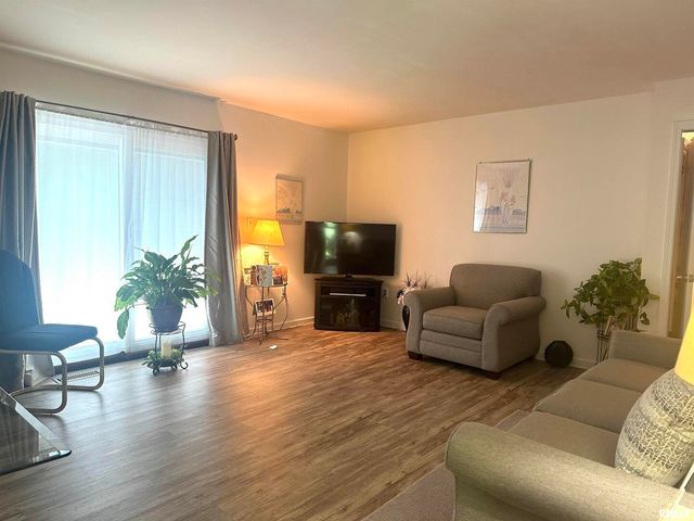 5559 COUNTRY CLUB Road, Murphysboro, IL 62966