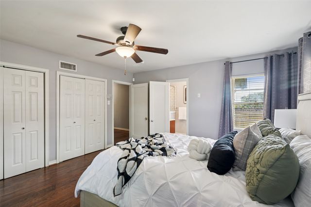 2403 W Colorado Boulevard, Dallas, TX 75211