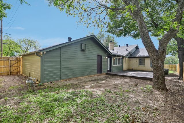 2403 W Colorado Boulevard, Dallas, TX 75211