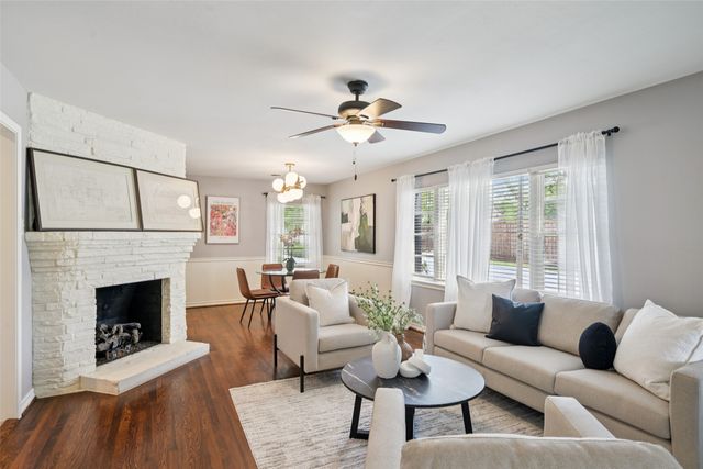 2403 W Colorado Boulevard, Dallas, TX 75211