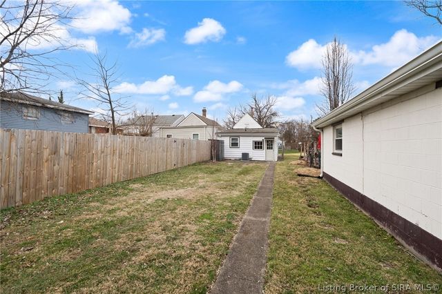 247 Jackson Street, New Albany, IN 47150