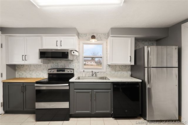 247 Jackson Street, New Albany, IN 47150