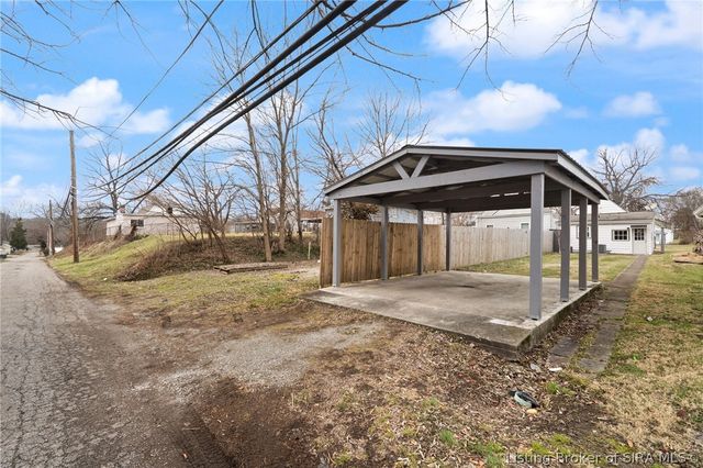 247 Jackson Street, New Albany, IN 47150