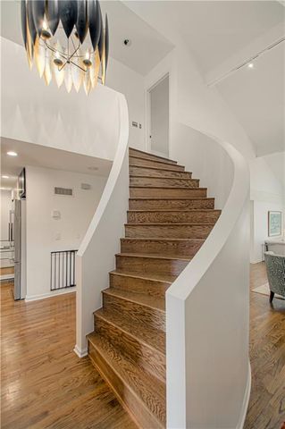 6243 Rosewood Court, Mission, KS 66205