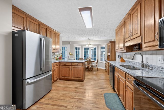 1194 Foster Road, Statham, GA 30666