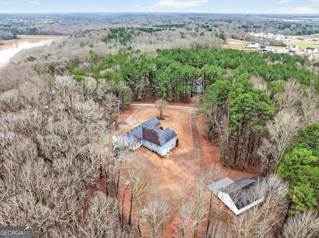 1194 Foster Road, Statham, GA 30666