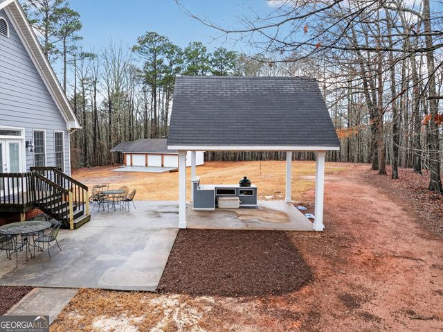 1194 Foster Road, Statham, GA 30666