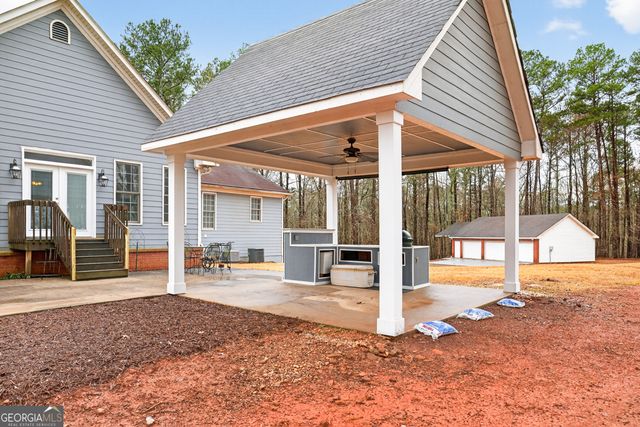 1194 Foster Road, Statham, GA 30666