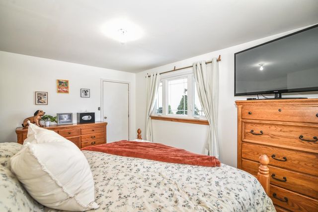 885 Bridge Street, Manchester, NH 03104