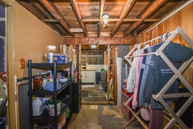 885 Bridge Street, Manchester, NH 03104