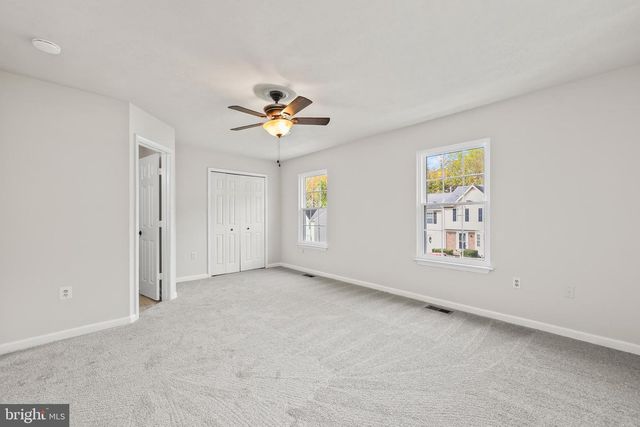 306 KINGS CREST DR, Stafford, VA 22554