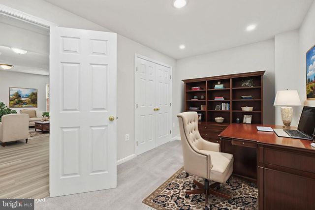 306 KINGS CREST DR, Stafford, VA 22554