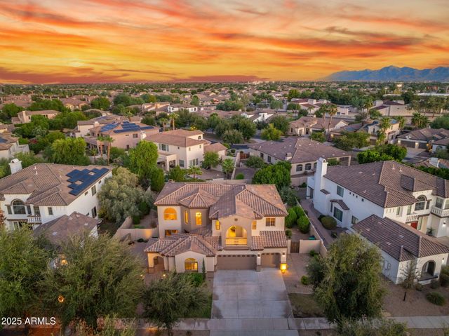 795 W VERBENA Lane, Litchfield Park, AZ 85340