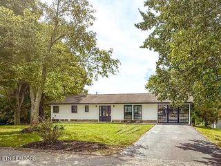 207 Nunn St, New Tazewell, TN 37825