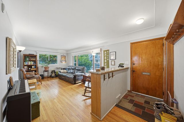 204 Edgewood Place Place, Ferndale City, MI 48220