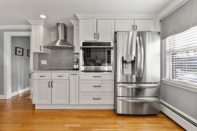 3 Suntaug Street, Lynnfield, MA 01940