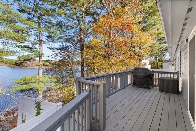 3 Suntaug Street, Lynnfield, MA 01940