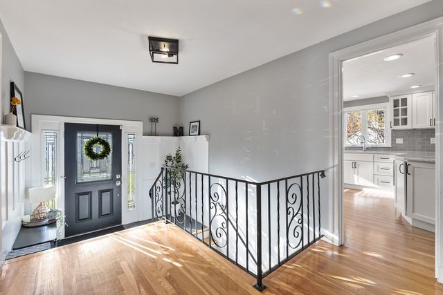 3 Suntaug Street, Lynnfield, MA 01940