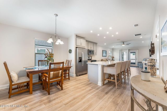 13148 HOLSINGER Boulevard, Jacksonville, FL 32256