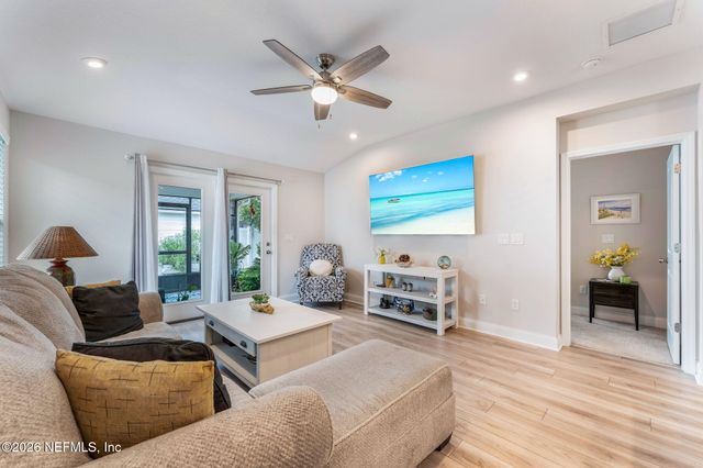 13148 HOLSINGER Boulevard, Jacksonville, FL 32256