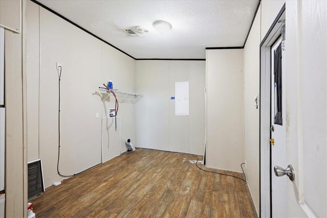 9801 Westview Drive, Lexington, OK 73051
