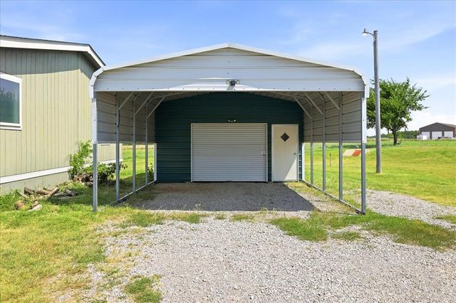 9801 Westview Drive, Lexington, OK 73051